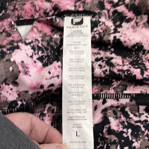 FABLETICS Multi Color Splash Black/Pink/Gray Leggings Sz L Excellent Condition - Picture 6 of 6